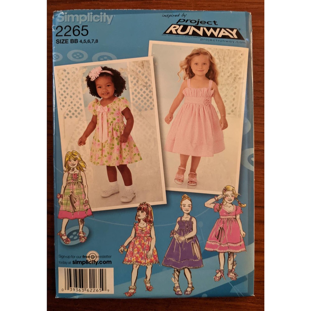 UNCUT  Simplicity 2265. Dress Size 4-8 Project Runway